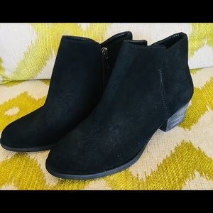 Jessica Simpson black suede booties